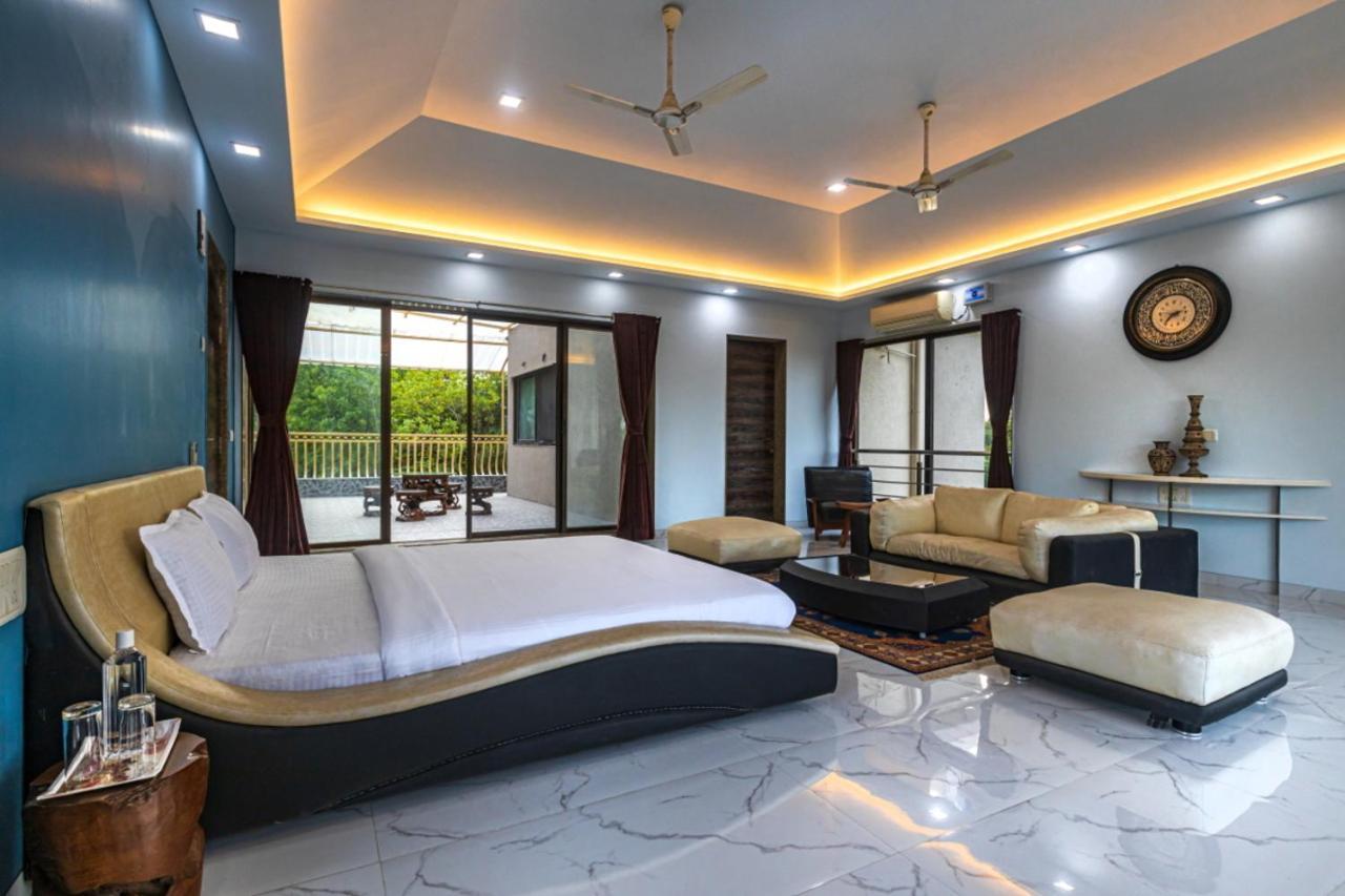 Saffronstays Aura, Alibaug - Luxury Pool Villa With A Game Room And Spacious Lawn Alībāg Εξωτερικό φωτογραφία