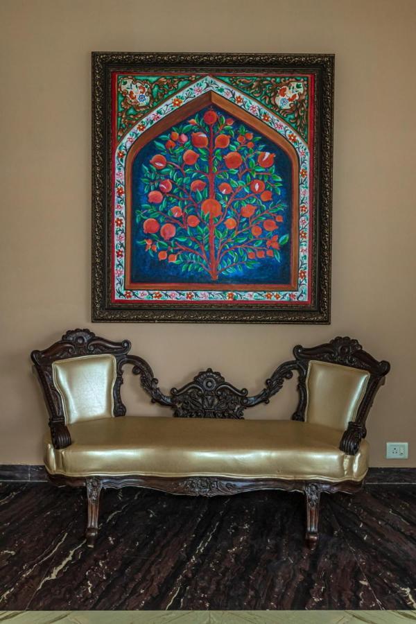 Saffronstays Aura, Alibaug - Luxury Pool Villa With A Game Room And Spacious Lawn Alībāg Εξωτερικό φωτογραφία